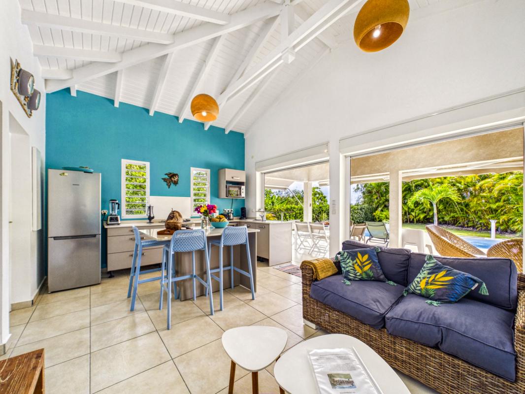 16.Location villa piscine proche plage Saint François Guadeloupe